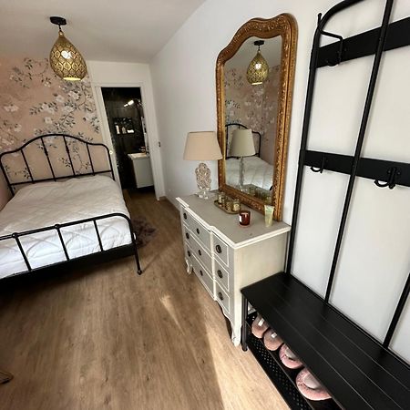 Chambre Proche De Disneyland Paris Coutevroult Exterior foto